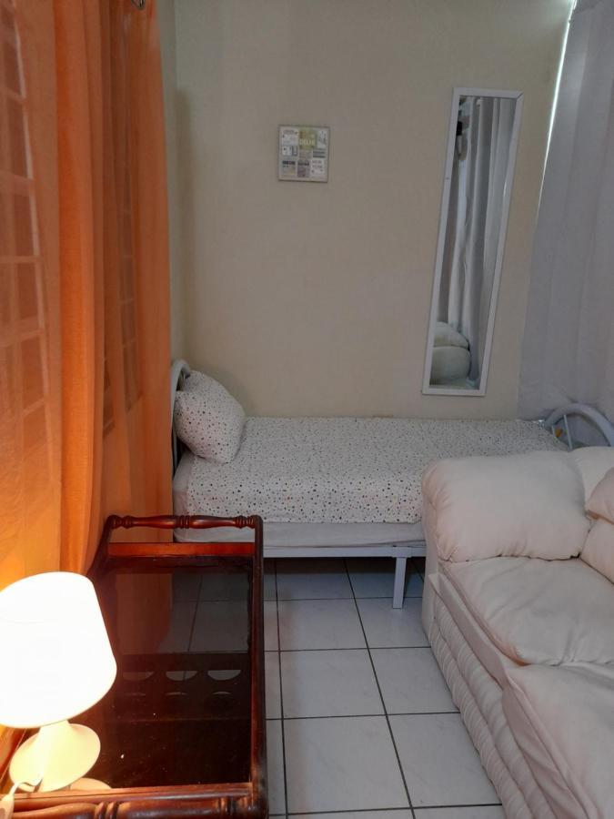 Camelia Rooms Kingston Exterior photo